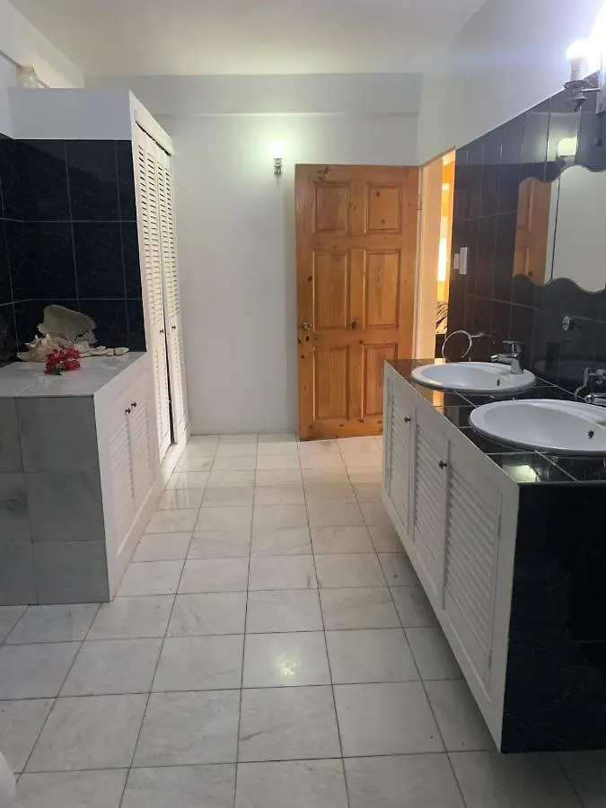 Cummin Up Grenada House Apartment Egmont 0*,  Grenada